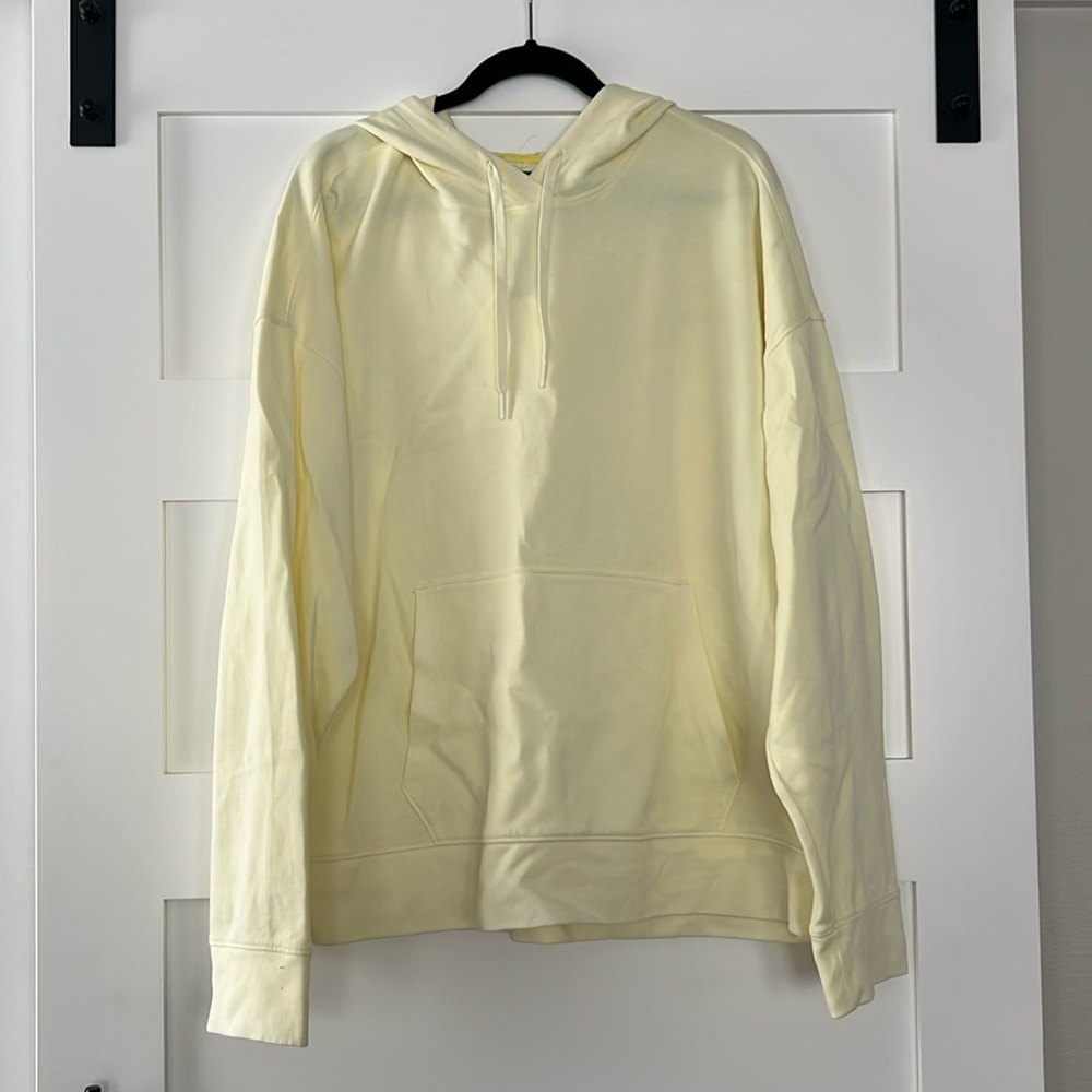 Hooded Lightweight Sweatshirt. Size XXL
